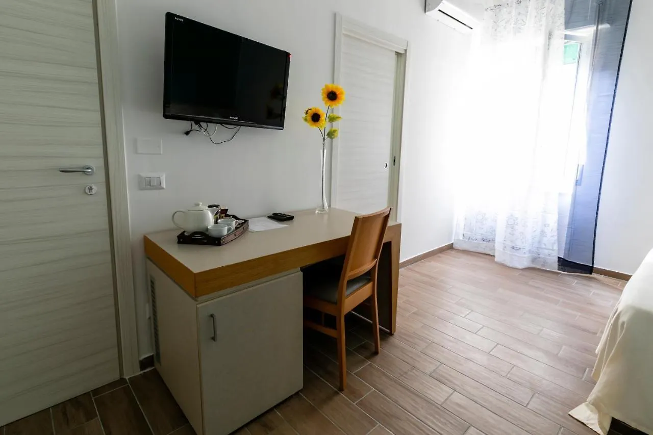 Spira Mirabilis Napoli Hotel 3*, Naples Italy