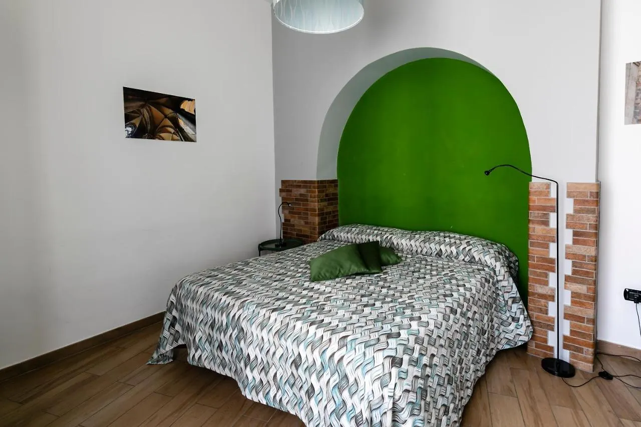 *** Guest house Spira Mirabilis Napoli Hotel Italy