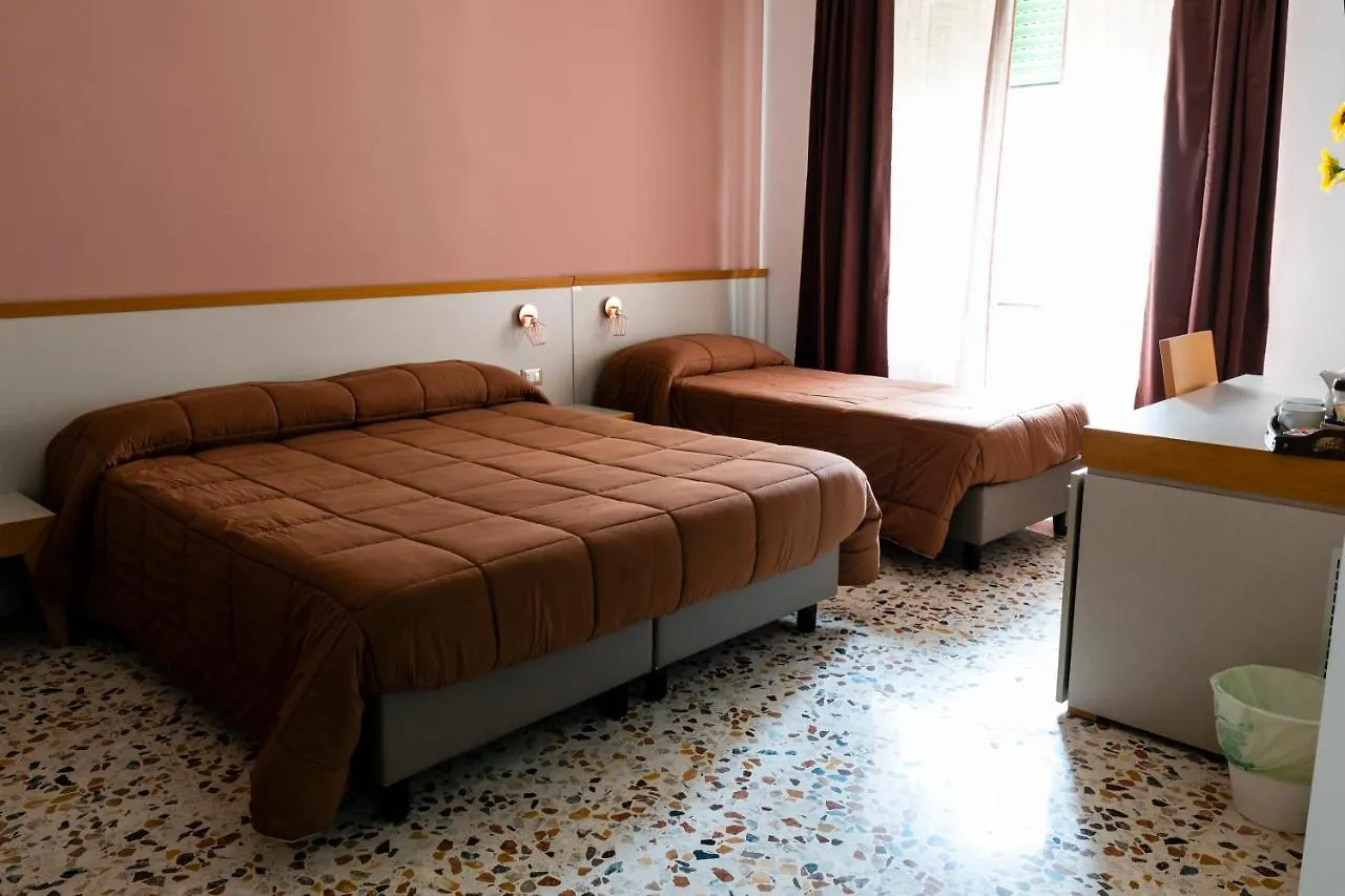 *** Guest house Spira Mirabilis Napoli Hotel Italy