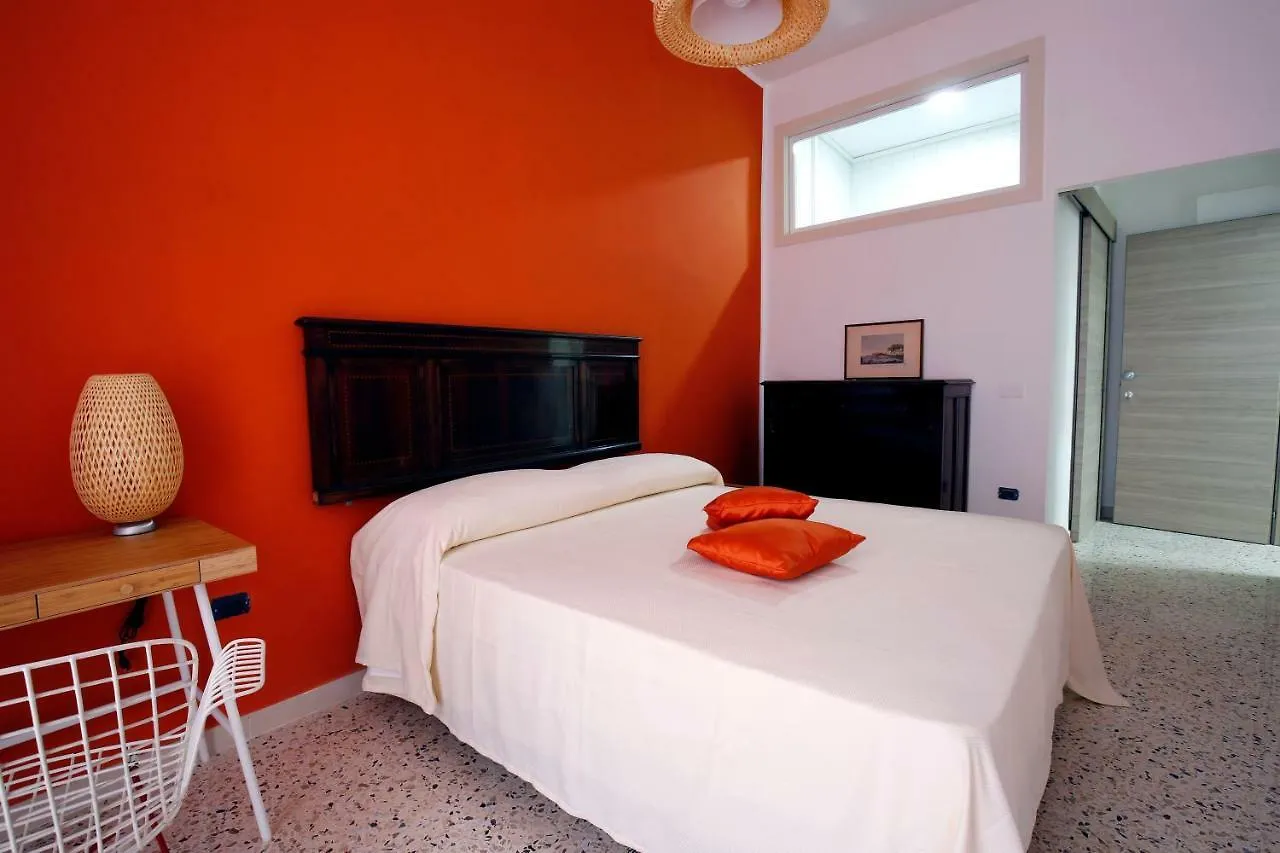 Spira Mirabilis Napoli Hotel 3*, Naples